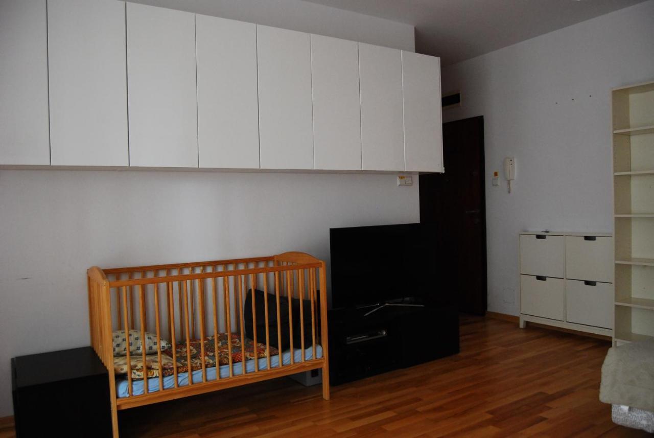 Apartament - Chelmska Olinek Warsawa Bagian luar foto